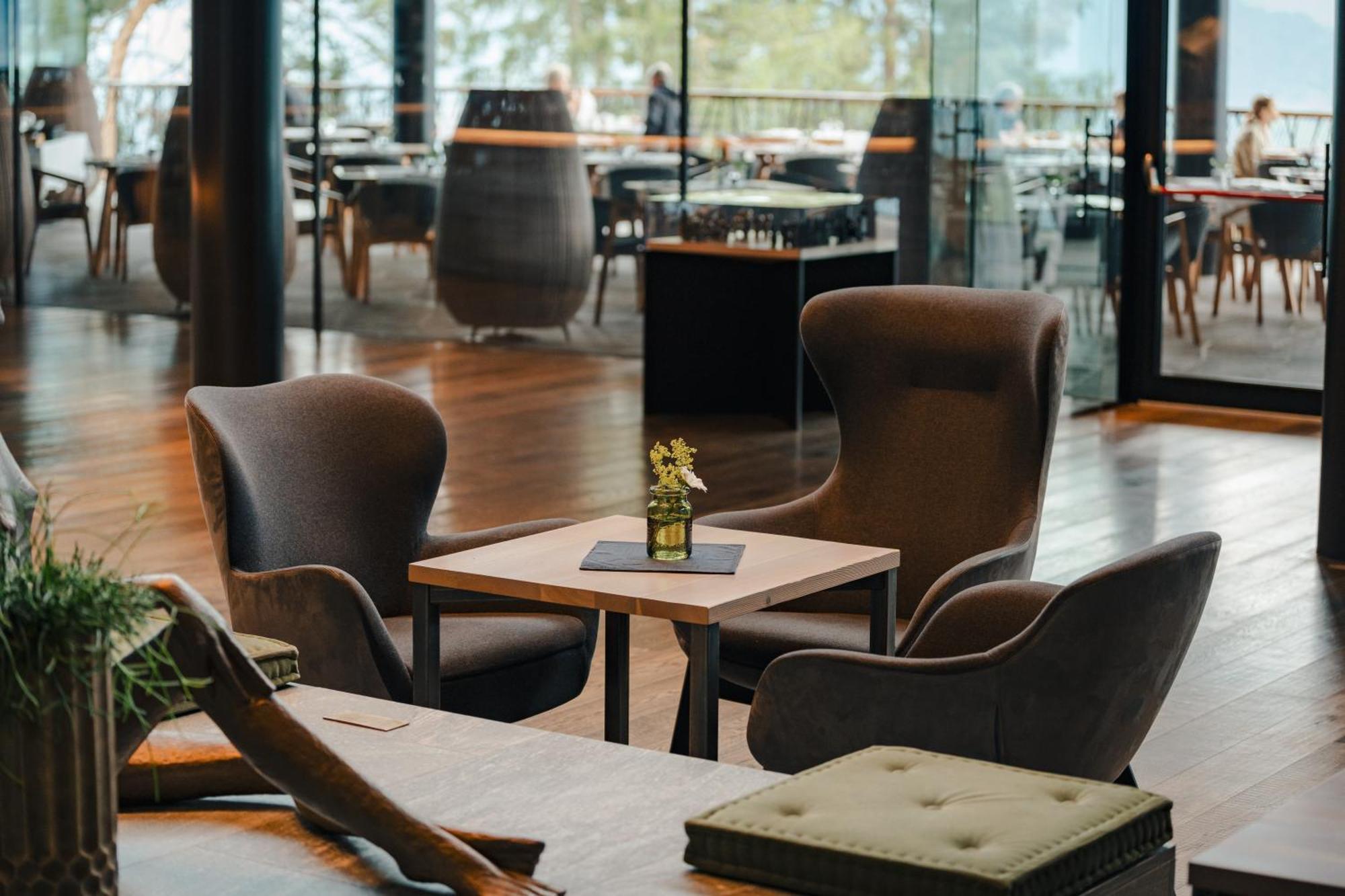 فندق My Arbor - Dolomites بريسّانوني المظهر الخارجي الصورة The lounge at the airport